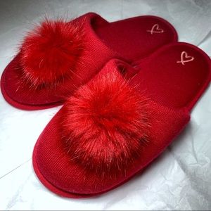 VICTORIA’S SECRET POM POM SLIPPERS- RED - Large
